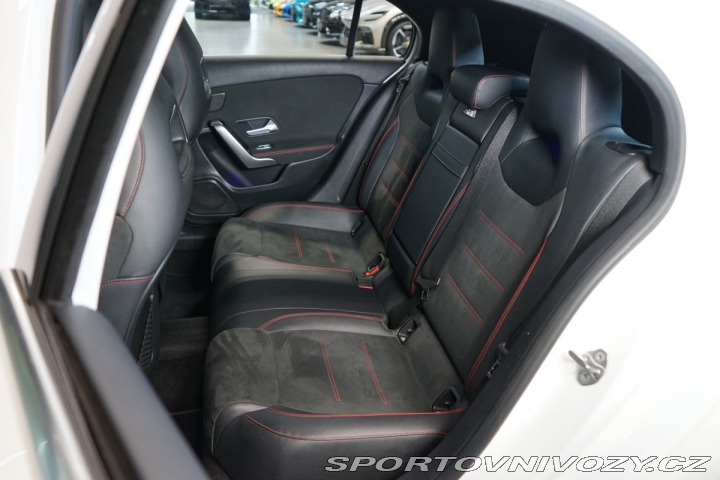 Mercedes-Benz A 200*AMG*CARPLAY*LED*CAMER 2020