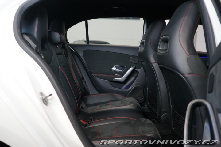 Mercedes-Benz A 200*AMG*CARPLAY*LED*CAMER 2020