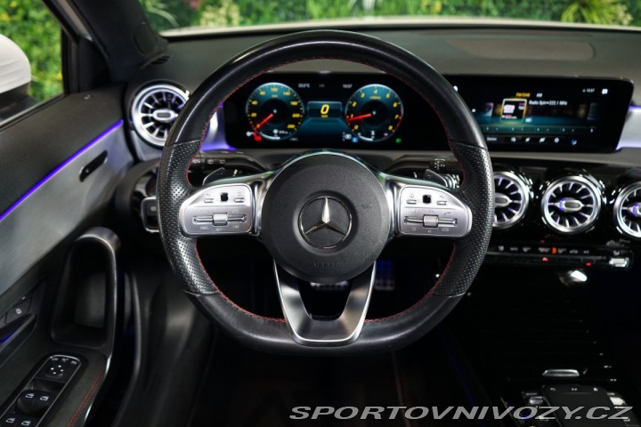 Mercedes-Benz A 200*AMG*CARPLAY*LED*CAMER 2020