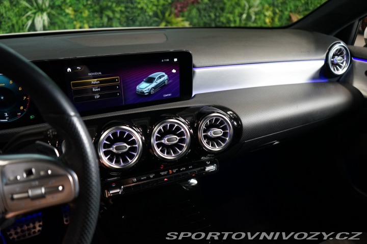 Mercedes-Benz A 200*AMG*CARPLAY*LED*CAMER 2020