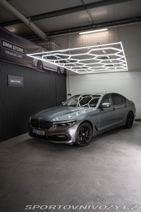 BMW 5 540i XDRIVE G30 2017