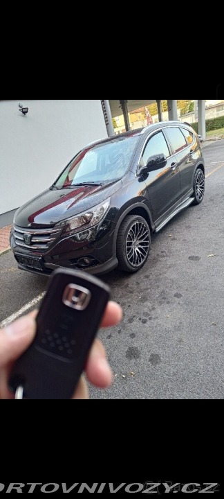 Honda Ostatní modely CR-V 2,2 idtec. Honda 4x4 1800