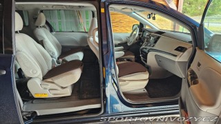 Toyota Ostatní modely Sienna 3,5   v6.4×4 2011
