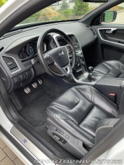 Volvo Ostatní modely XC60 2,4   D5 R-DESING 158kW 1 2013