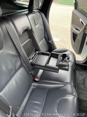 Volvo Ostatní modely XC60 2,4   D5 R-DESING 158kW 1 2013