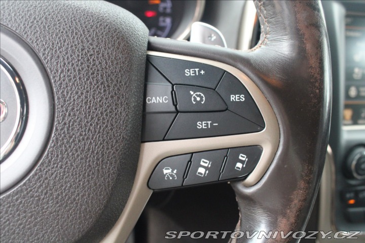 Ostatní značky Ostatní modely Jeep Grand Cherokee 3,0 CRD Summit 2016