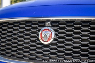 Jaguar E-Pace 2.0 I4 180k SE AWD A/T 2020