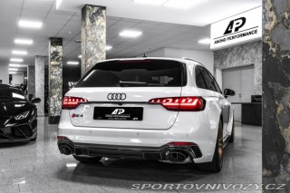 Audi RS4 CompetitionPLUS/KARBON/MM 2023