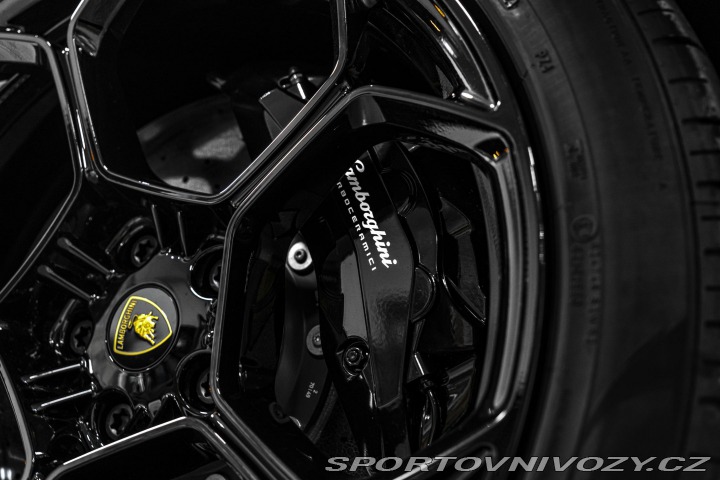 Lamborghini Urus Performante PPF/ZÁRUKA/KA 2024
