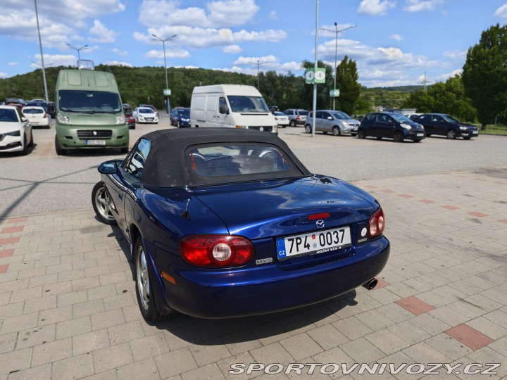 Mazda MX-5 2004