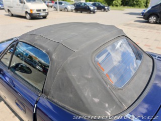 Mazda MX-5  2004