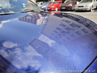 Mazda MX-5  2004