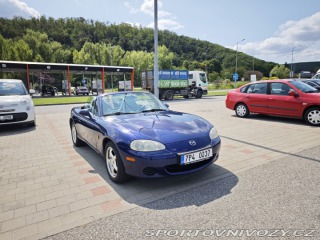 Mazda MX-5  2004