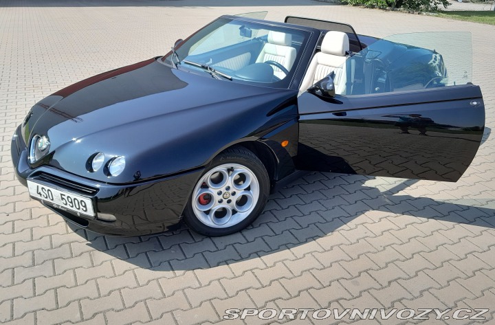 Alfa Romeo Spider 1998