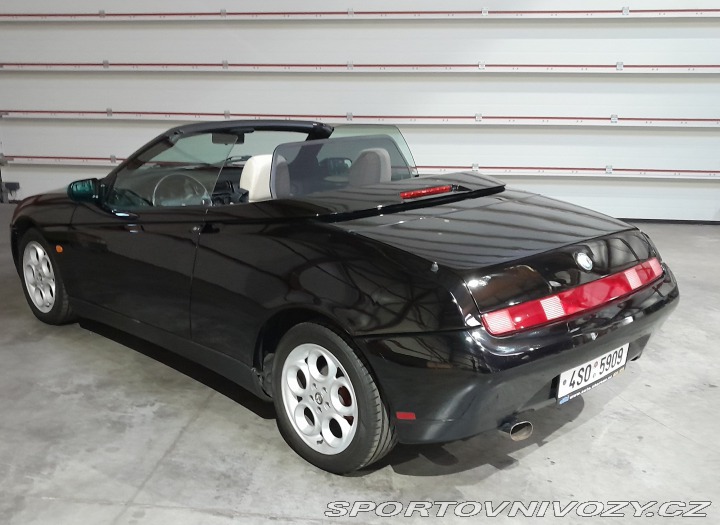 Alfa Romeo Spider 1998