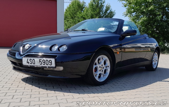 Alfa Romeo Spider 1998