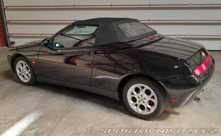 Alfa Romeo Spider 1998