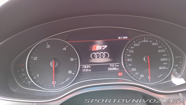 Audi A7 Bitdi S7 2013