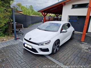 Volkswagen Scirocco R 2.0TSI 206kW