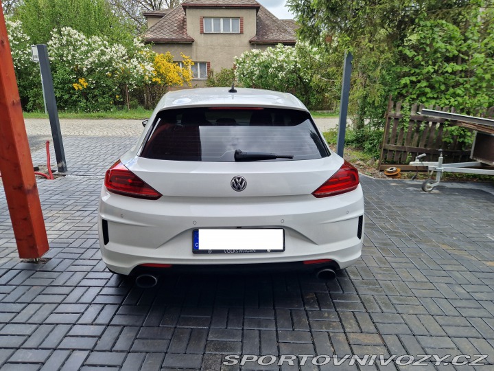 Volkswagen Scirocco R 2.0TSI 206kW 2015