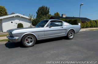 Ford Mustang 2+2 Fastback