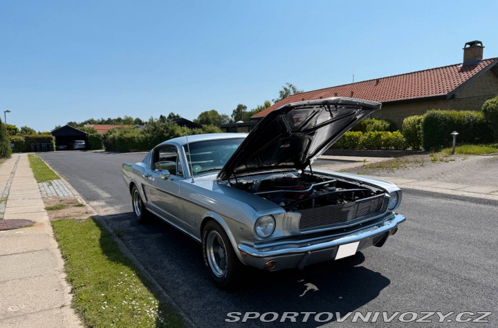 Ford Mustang 2+2 Fastback 1965