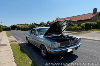 Ford Mustang 2+2 Fastback 1965