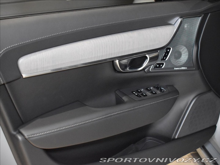 Volvo V90 2,0 T6 Plus Dark 2025