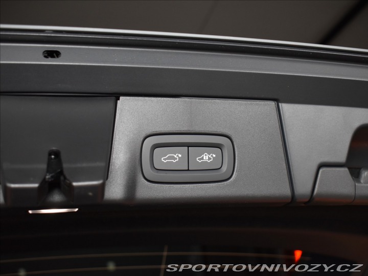 Volvo V90 2,0 T6 Plus Dark 2025