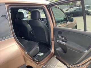 Mercedes-Benz Ostatní modely GLB 2,0 200d 4M AMG*Panorama 2021