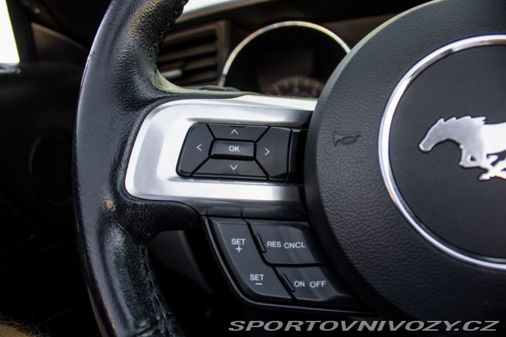 Ford Mustang 5.0 Ti-VCT V8 GT A/T 2016