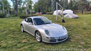 Porsche 911 Carrera