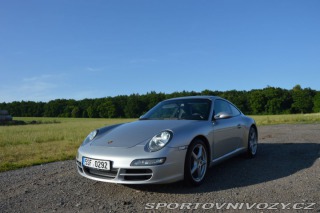 Porsche 911 Carrera 2005