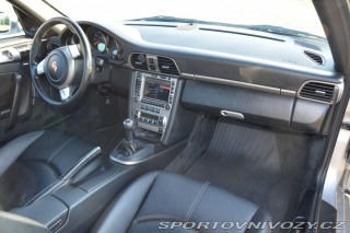 Porsche 911 Carrera 2005
