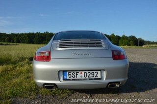 Porsche 911 Carrera 2005