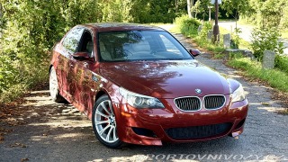 BMW M5 E60 5.0L V10 507HP