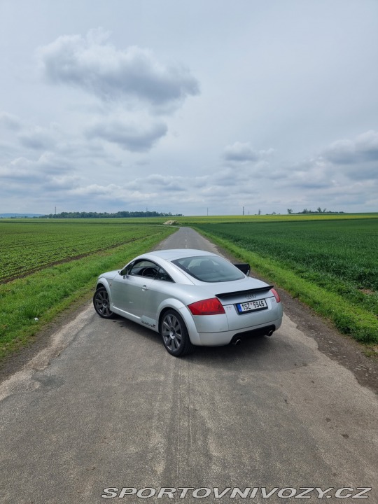 Audi TT 8N 2003