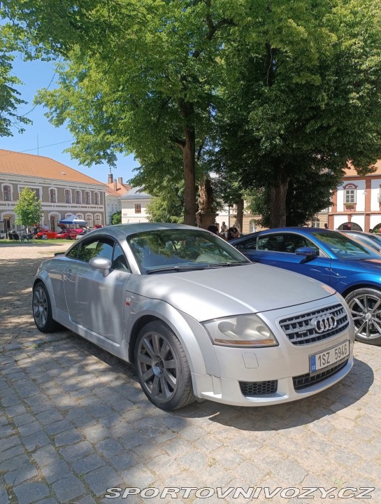 Audi TT 8N 2003