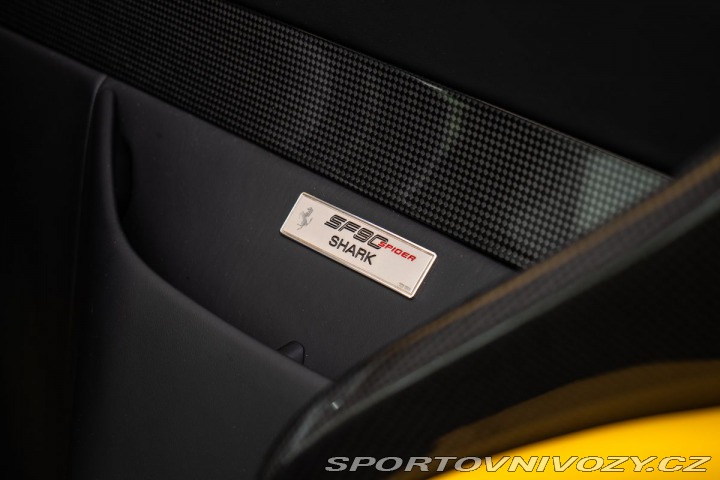 Ferrari SF90 Spider Tailor Made 1800
