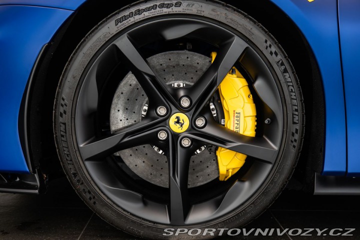 Ferrari SF90 Spider Tailor Made 1800