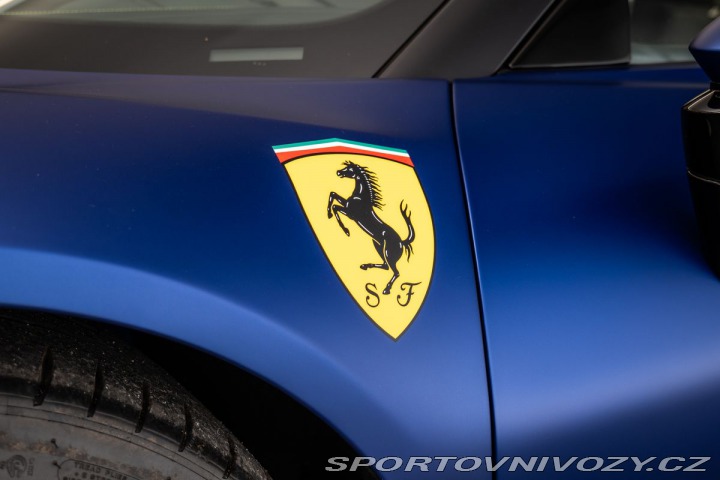 Ferrari SF90 Spider Tailor Made 1800