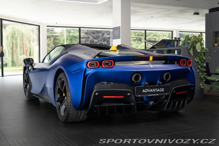 Ferrari SF90 Spider Tailor Made 1800