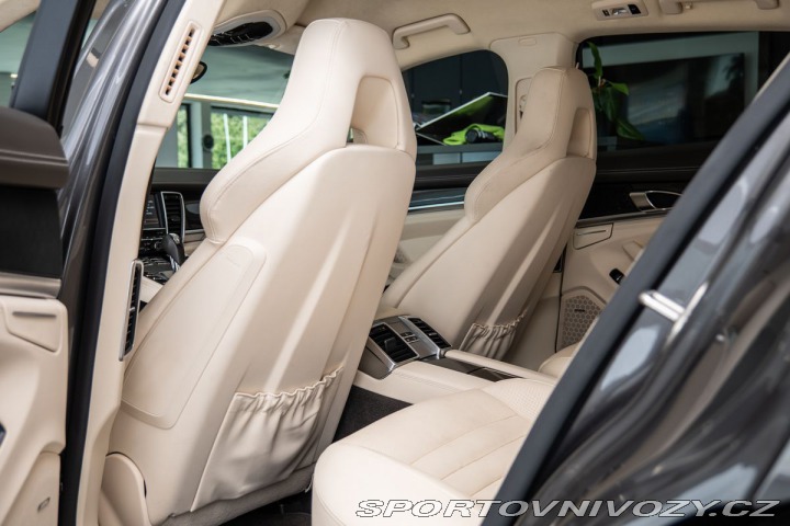 Porsche Panamera Turbo 2016