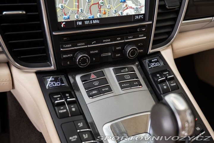 Porsche Panamera Turbo 2016