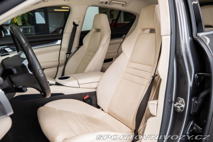 Porsche Panamera Turbo 2016