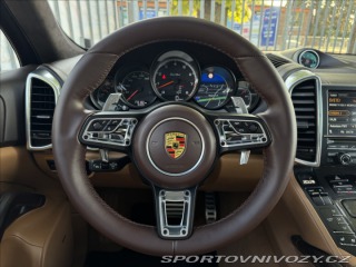 Porsche Cayenne 4.8 Turbo Sport chrono 2011
