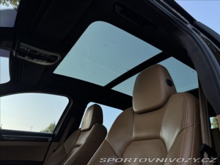 Porsche Cayenne 4.8 Turbo Sport chrono 2011