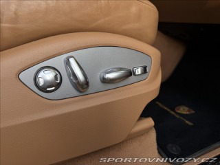 Porsche Cayenne 4.8 Turbo Sport chrono 2011