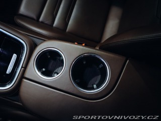 Porsche Panamera GTS Sport Turismo 338 kW 2019