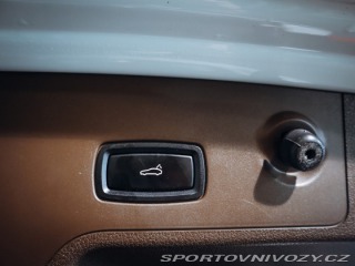 Porsche Panamera GTS Sport Turismo 338 kW 2019
